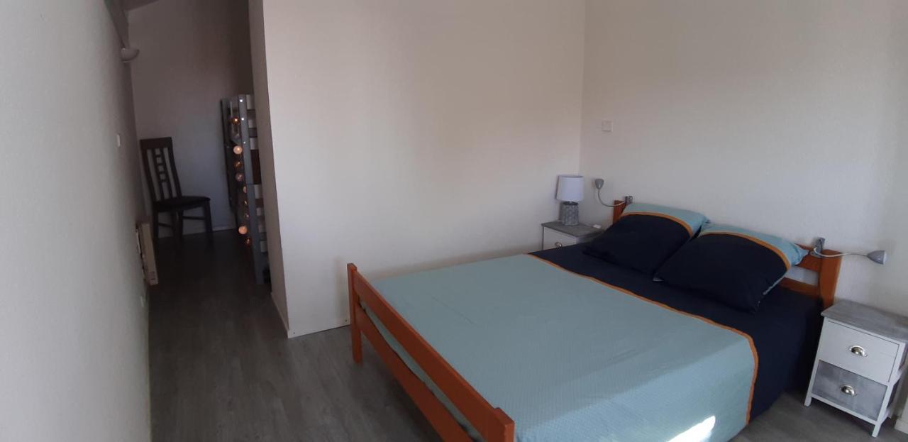 Appart 6 Personnes, 3 Min A Pied De La Plage Et Du Centre Ville Saint-Georges-de-Didonne Exterior photo